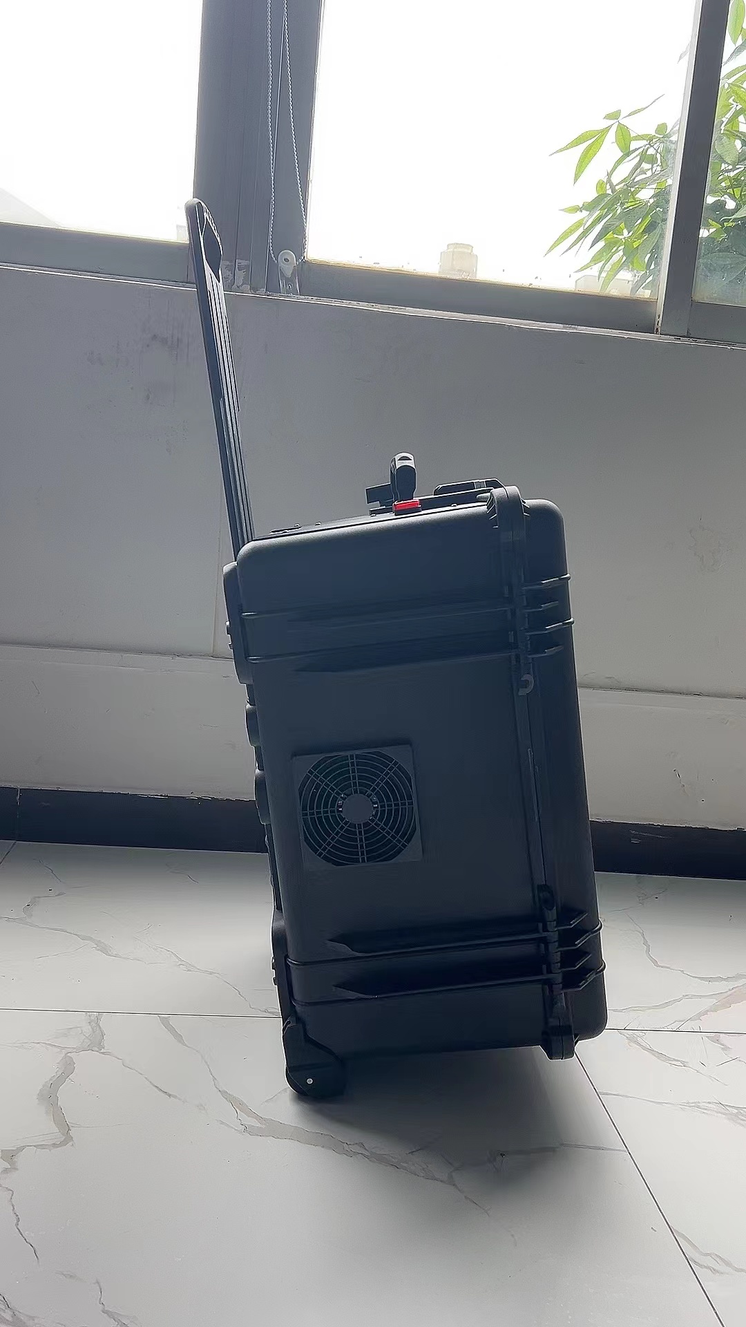 满洲里手拉箱型移动通信干扰器